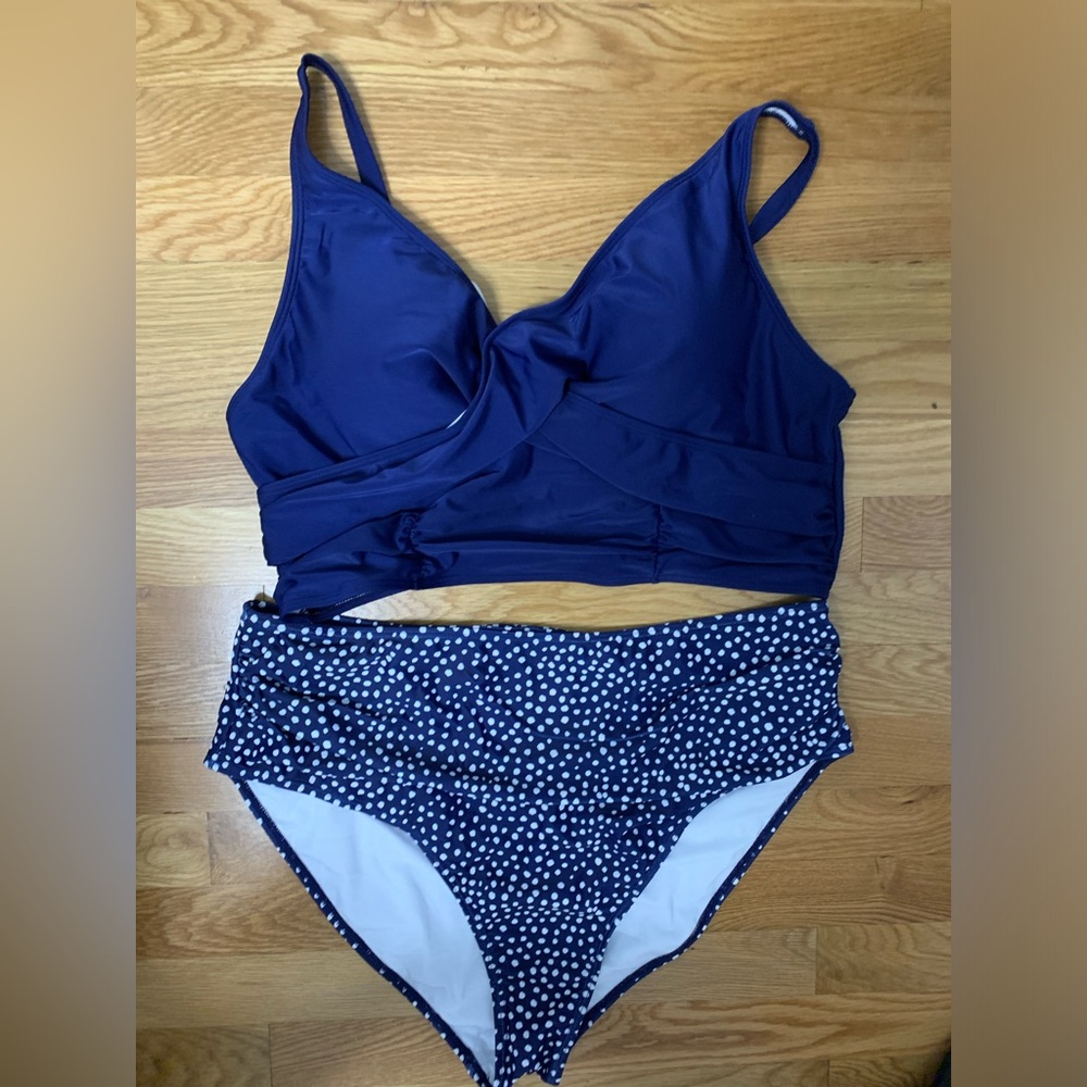 Shein Curve blue 2 piece high waisted bikini set. New size 3XL